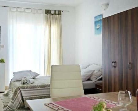 Apartmani Obala Poljica  Zimmer foto